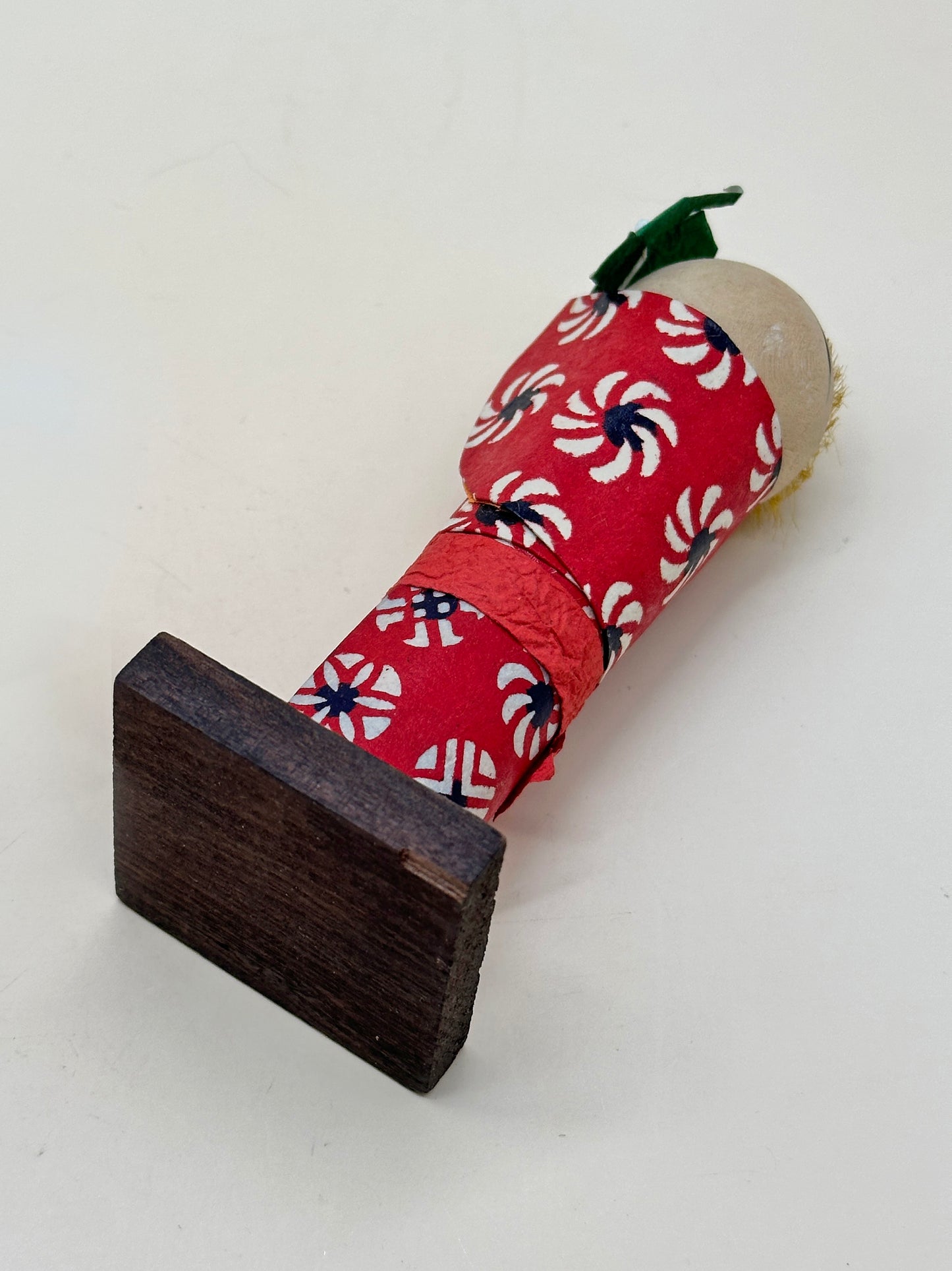 K10146 - Omiyage Washi Paper Kokeshi Doll 神童