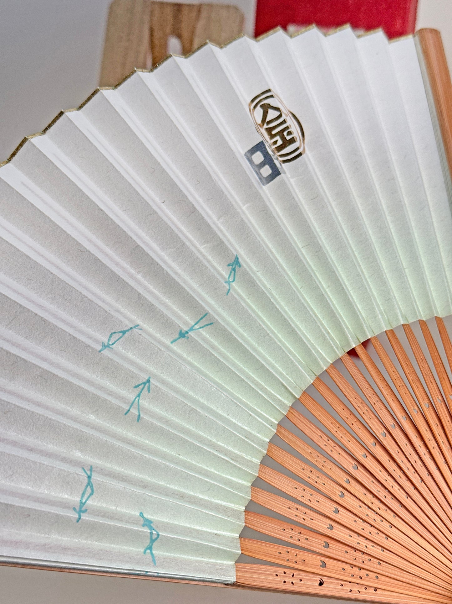 TB197 - Bamboo Folding Fan stand 扇子立