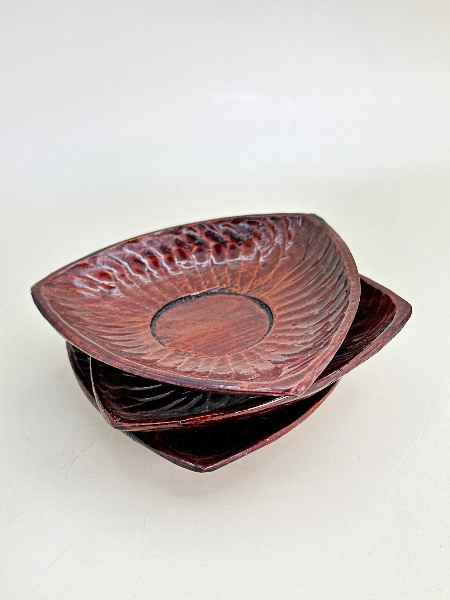 TB195 - Lacquer tea saucers of Sanuki-bori 讃岐彫