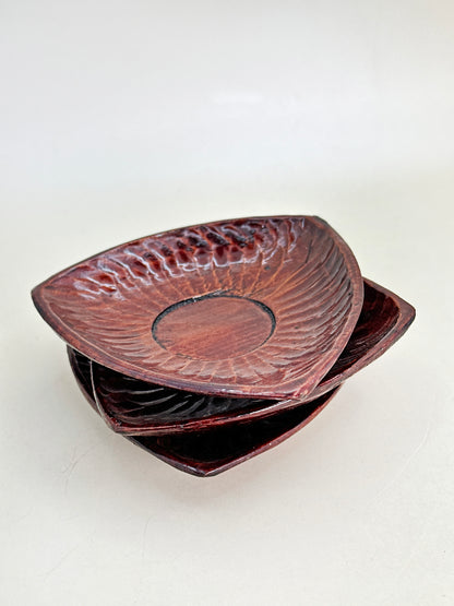 TB195 - Lacquer tea saucers of Sanuki-bori 讃岐彫