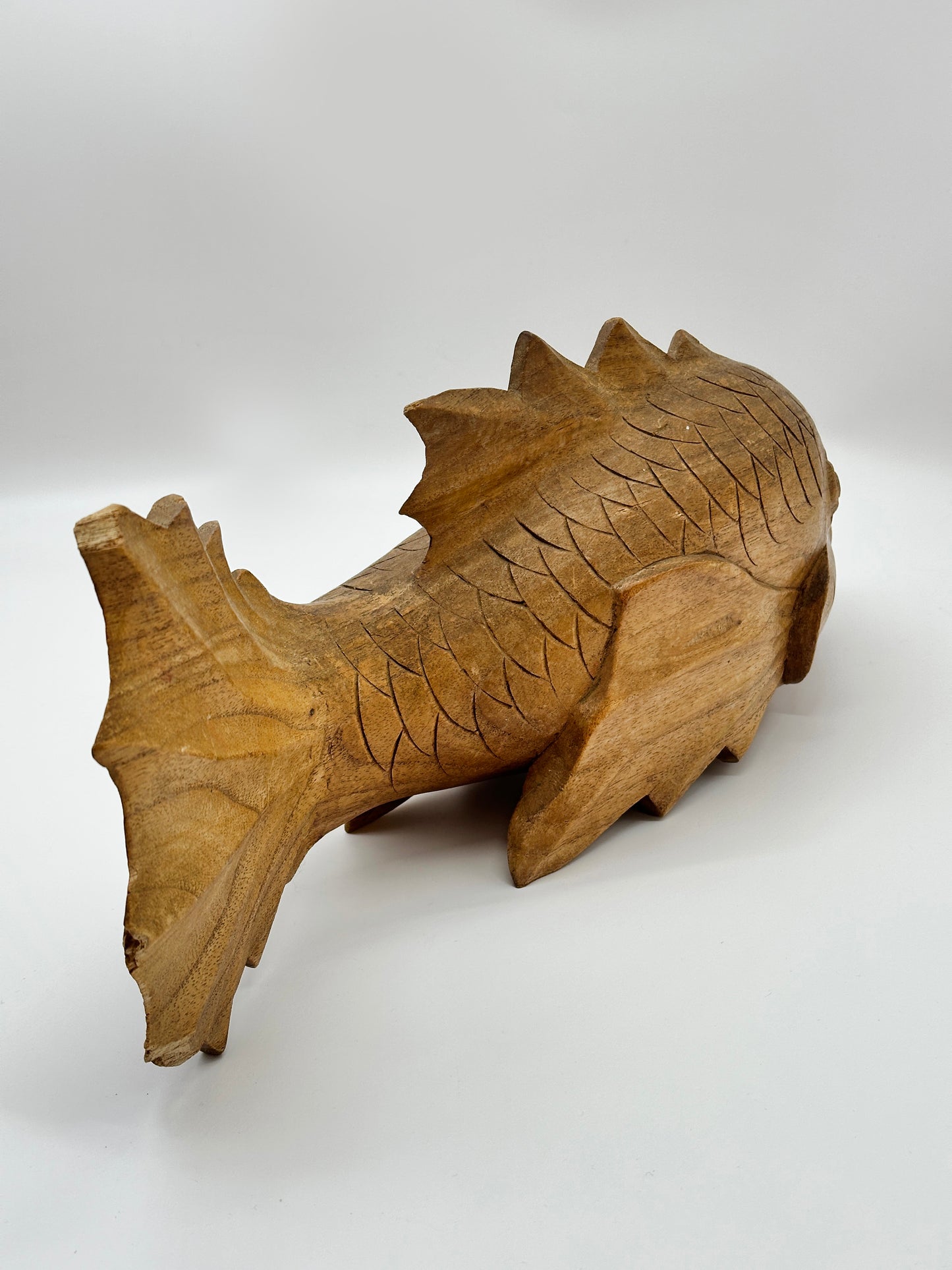 FT230 - Japanese Ittobori koi fish Wood Carve 一木彫りの鯉