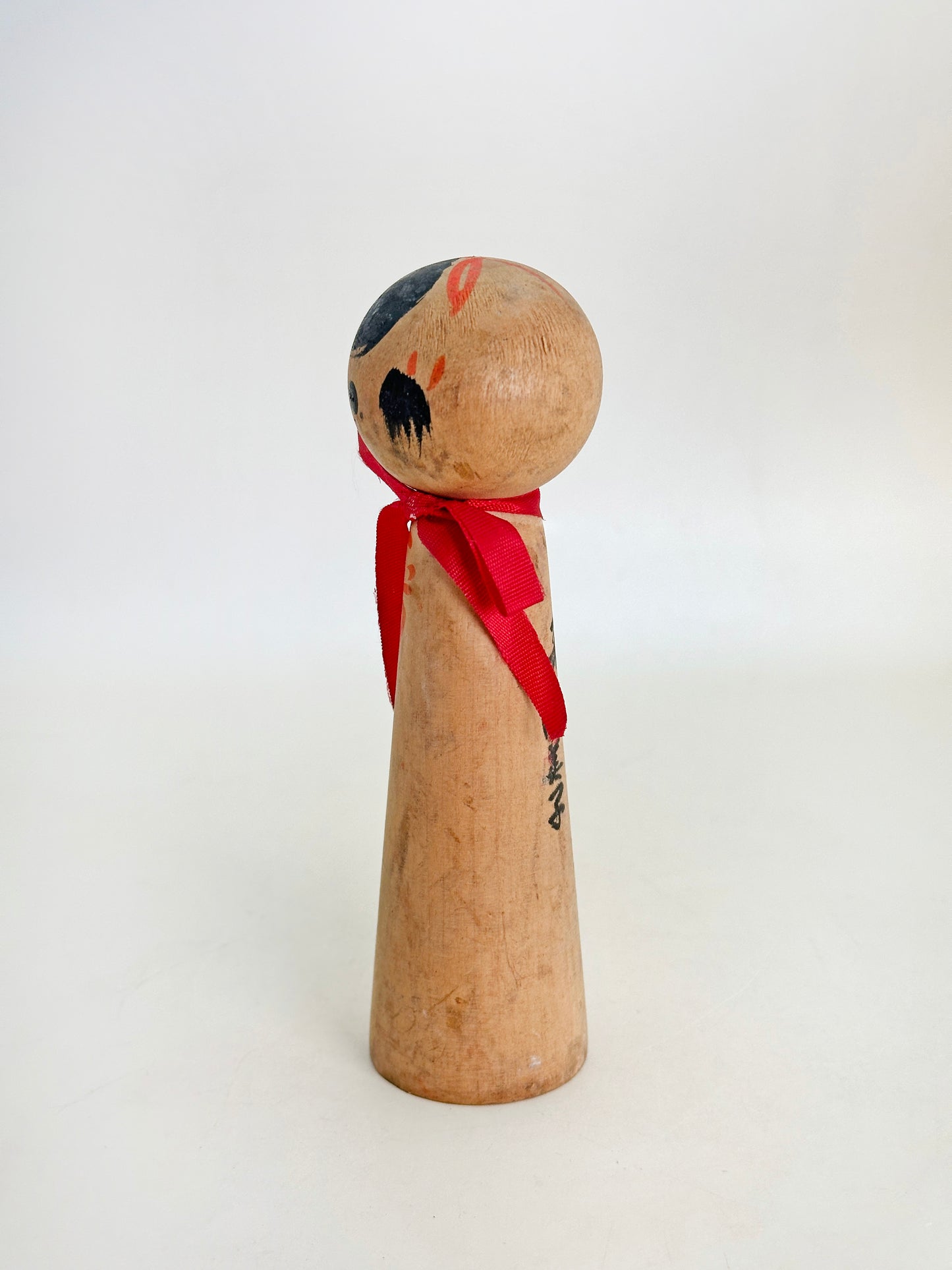 K10190 - Omiyage Kokeshi by Yumiko Yukio 幸夫由美子