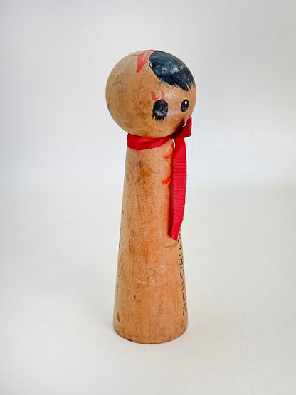 K10190 - Omiyage Kokeshi by Yumiko Yukio 幸夫由美子