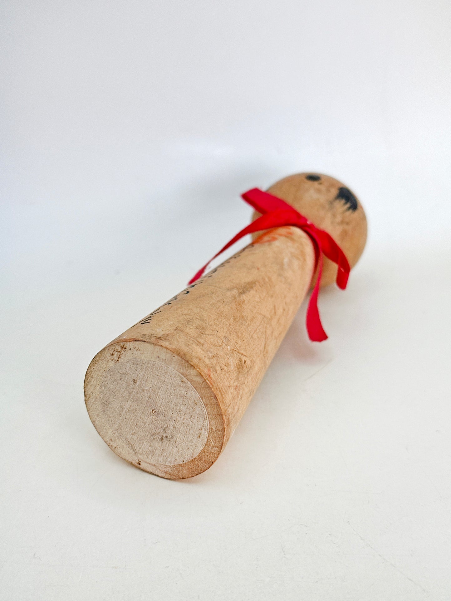 K10190 - Omiyage Kokeshi by Yumiko Yukio 幸夫由美子
