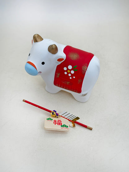 FT476 - Zodiac Cow figurine by Yakushigama 薬師窯