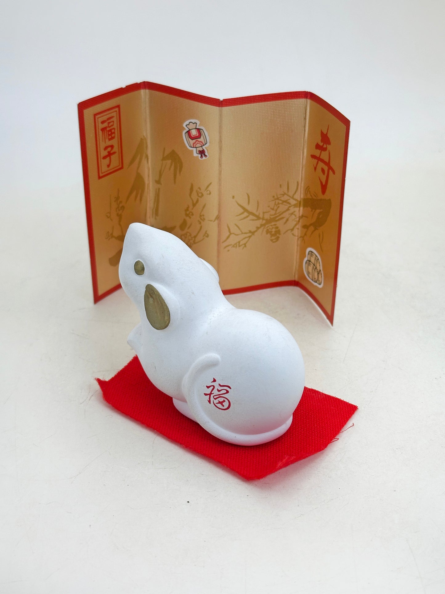 FT489 - zodiac rat ornament by Seizan-gama 靖山窯