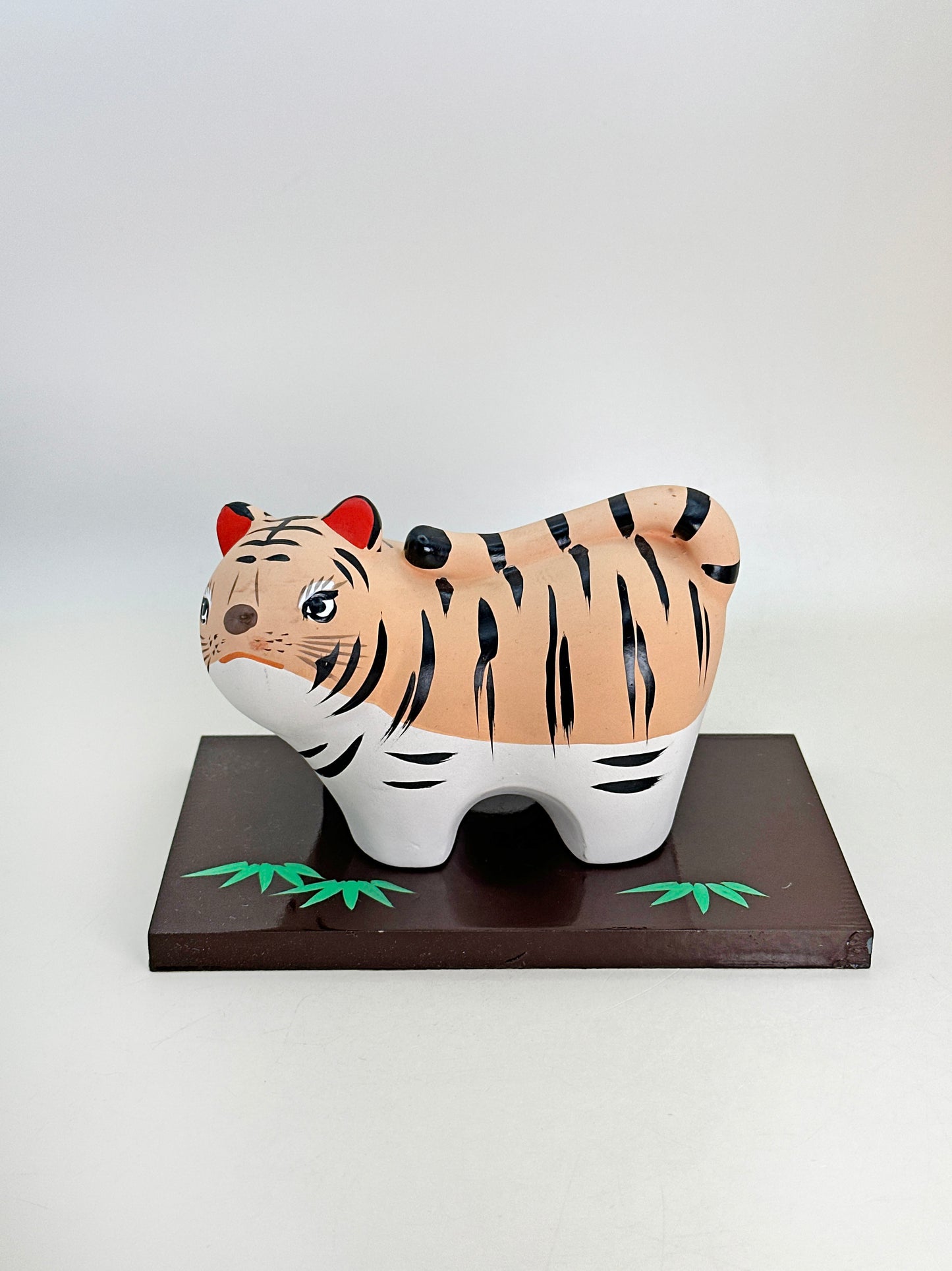FT340 - Estatuilla de tigre Eto Kunisadamon 干支 寅