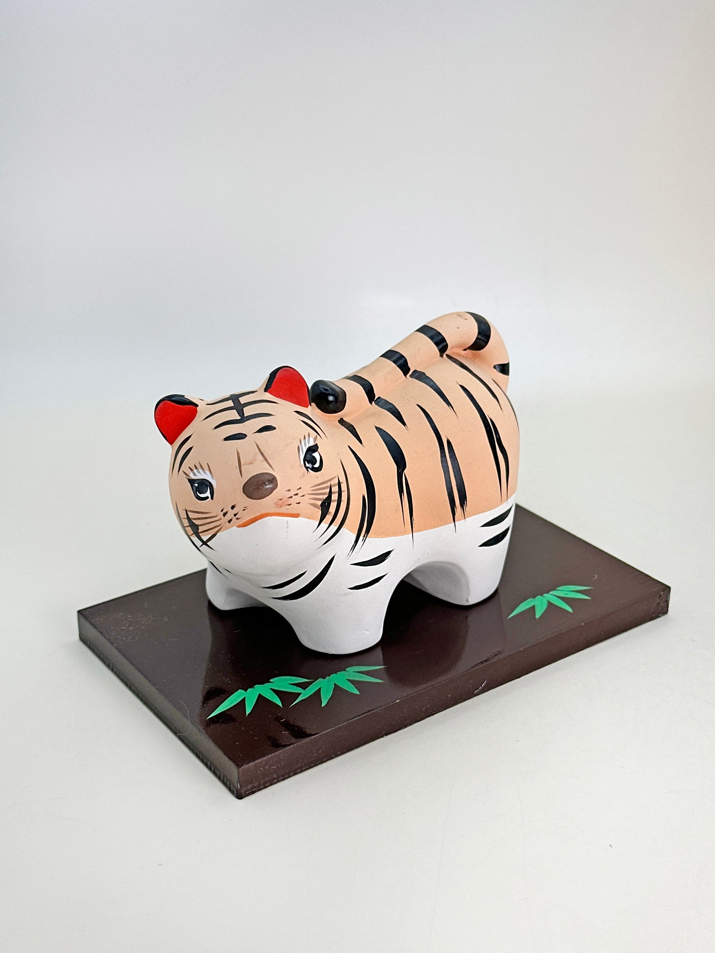 FT340 - Estatuilla de tigre Eto Kunisadamon 干支 寅