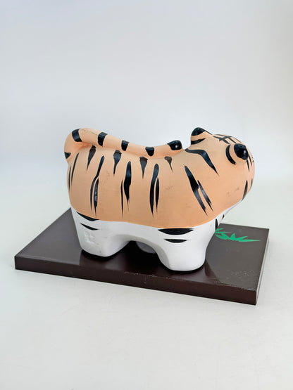 FT340 - Estatuilla de tigre Eto Kunisadamon 干支 寅