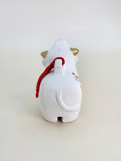 CB201 - Cow Dorei Clay Bell by Shōhō 昭峰