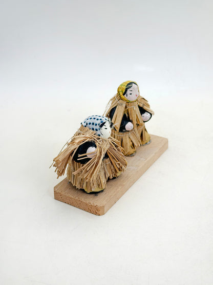 K10234 - Vintage Folk Craft Eastern Maidens 吾妻乙女