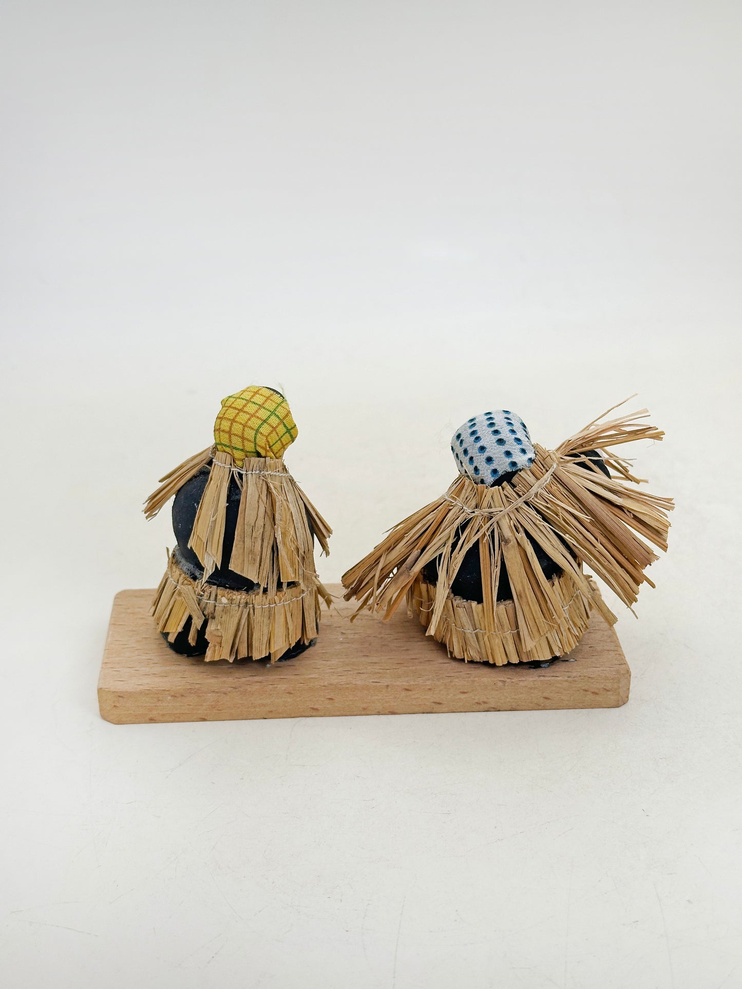 K10234 - Vintage Folk Craft Eastern Maidens 吾妻乙女