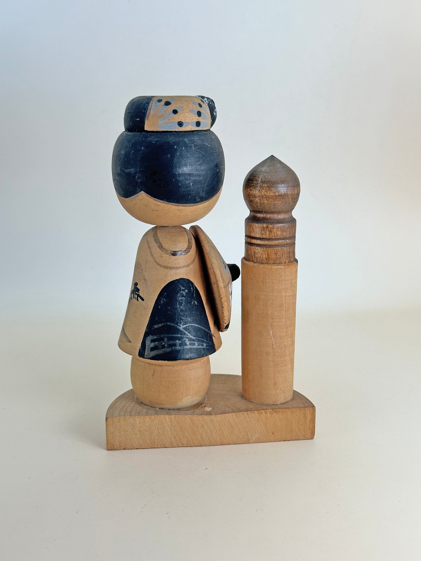 K15075 - Omiyage kokeshi Sanjo Ohashi 三條大橋