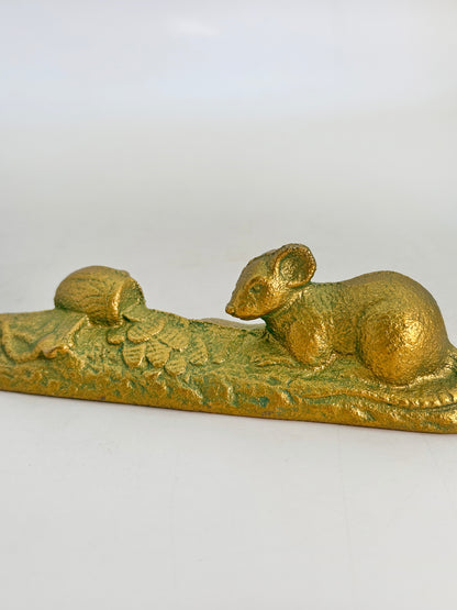 FT342 - Cast Iron Paperweight Rat by Kuretake 呉竹