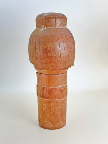 K18115 - Sosaku Kokeshi by Yamagishi Umeyoshi 山岸梅好