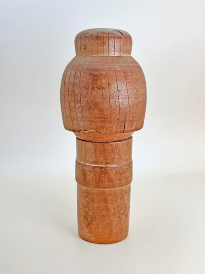 K18115 - Sosaku Kokeshi by Yamagishi Umeyoshi 山岸梅好