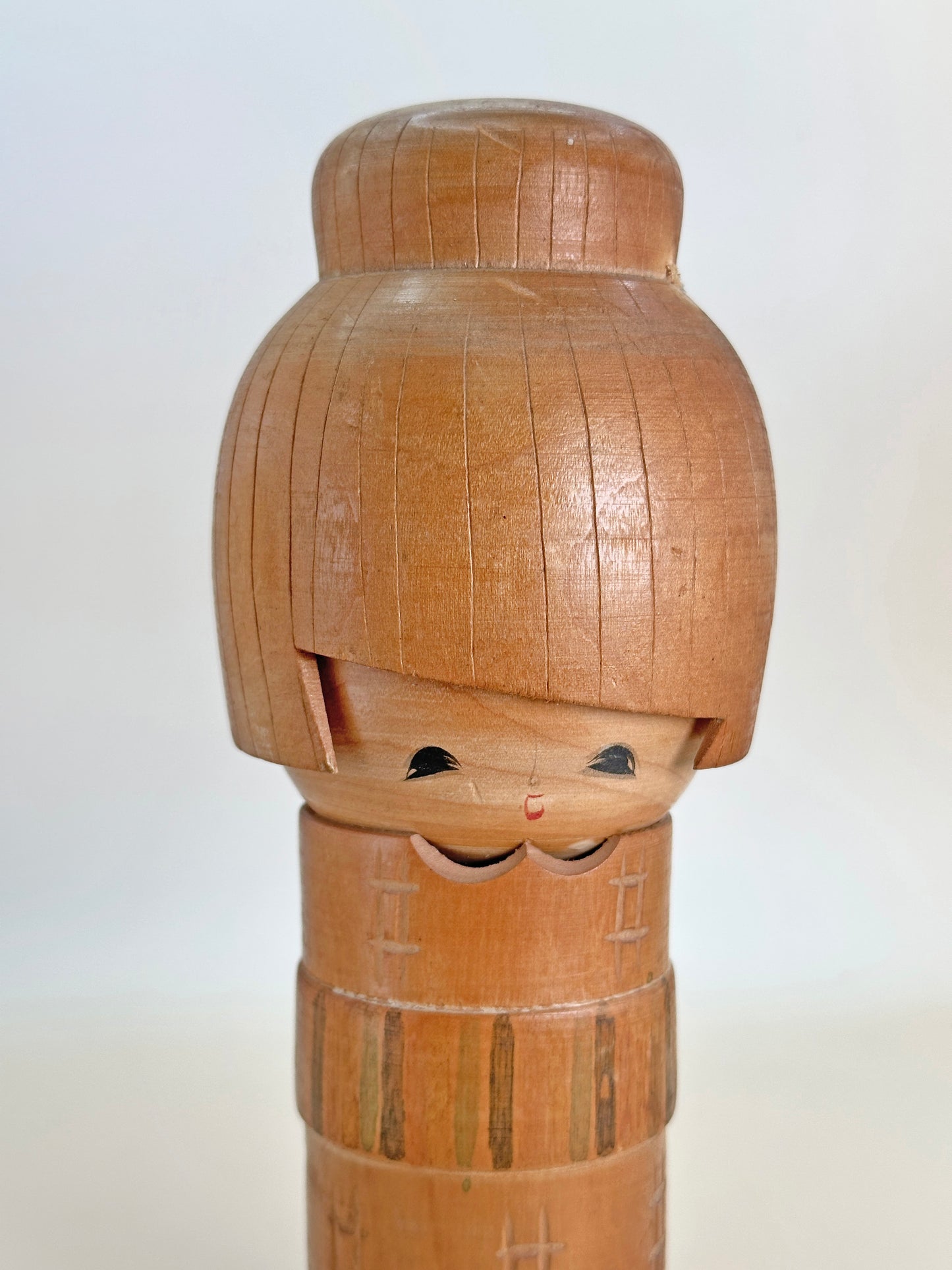 K18115 - Sosaku Kokeshi by Yamagishi Umeyoshi 山岸梅好
