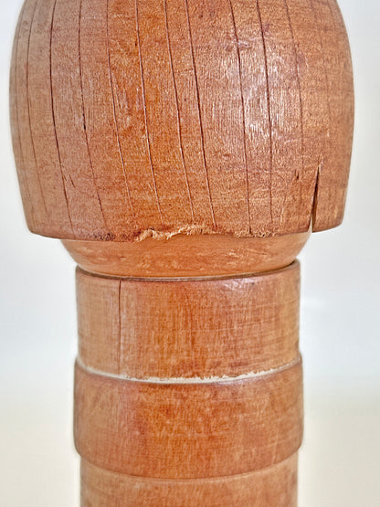 K18115 - Sosaku Kokeshi by Yamagishi Umeyoshi 山岸梅好