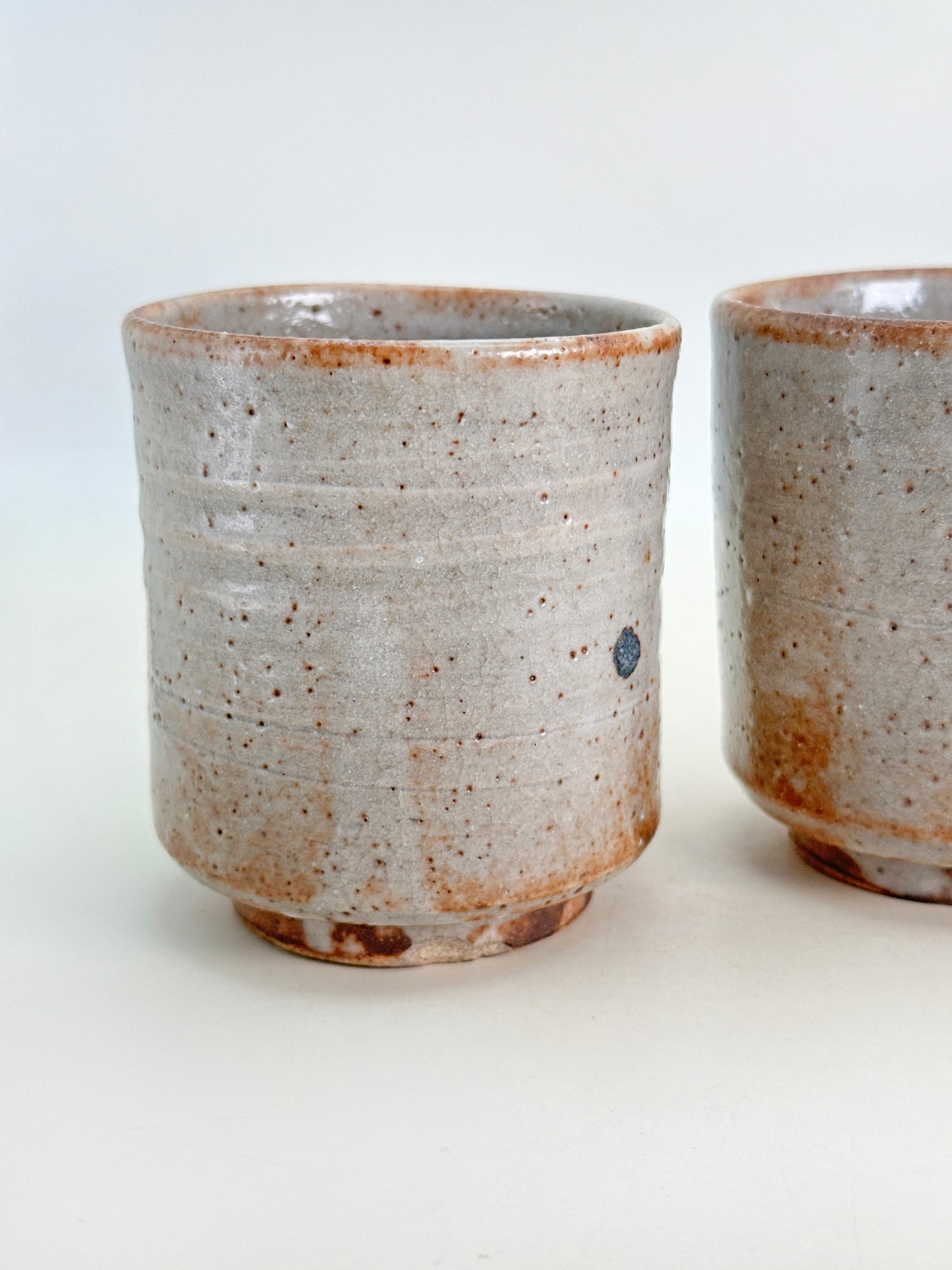 TB200 - Yunomi Tea Cups Karatsu-yaki 唐津焼