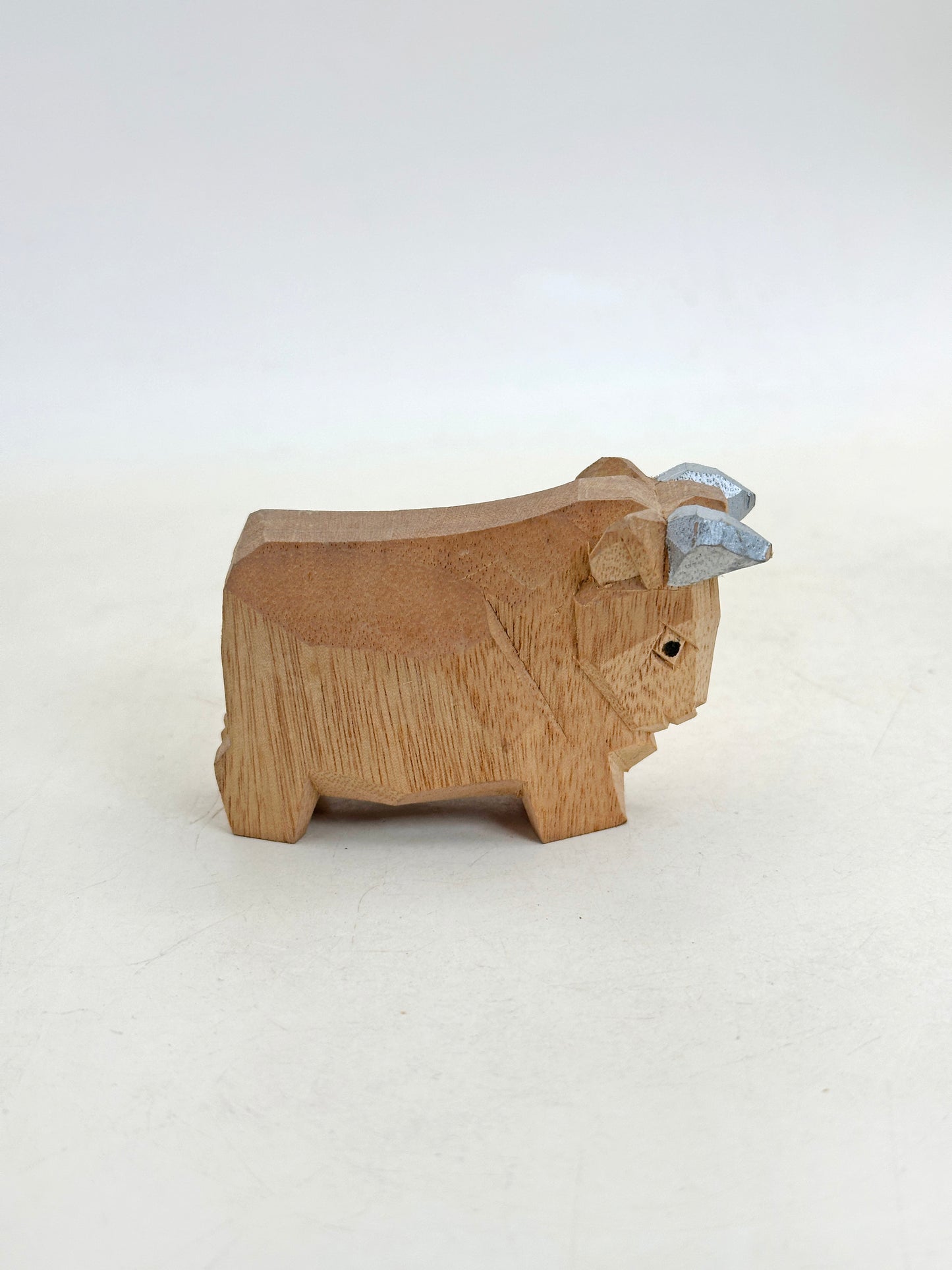 FT485 - Woodcarving cow from Kasuga Taisha 春日大社 1973
