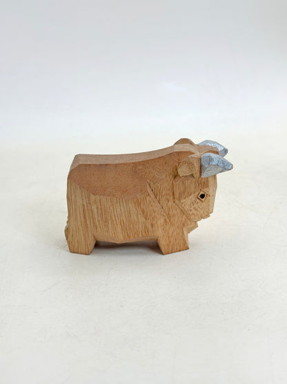 FT485 - Woodcarving cow from Kasuga Taisha 春日大社 1973