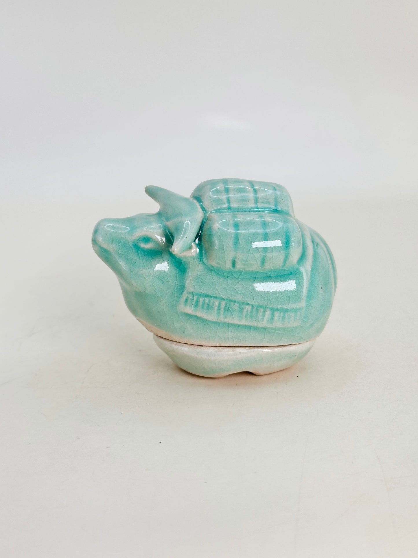 TB202 - OX Korai Seiji Kogo Box 高麗青磁