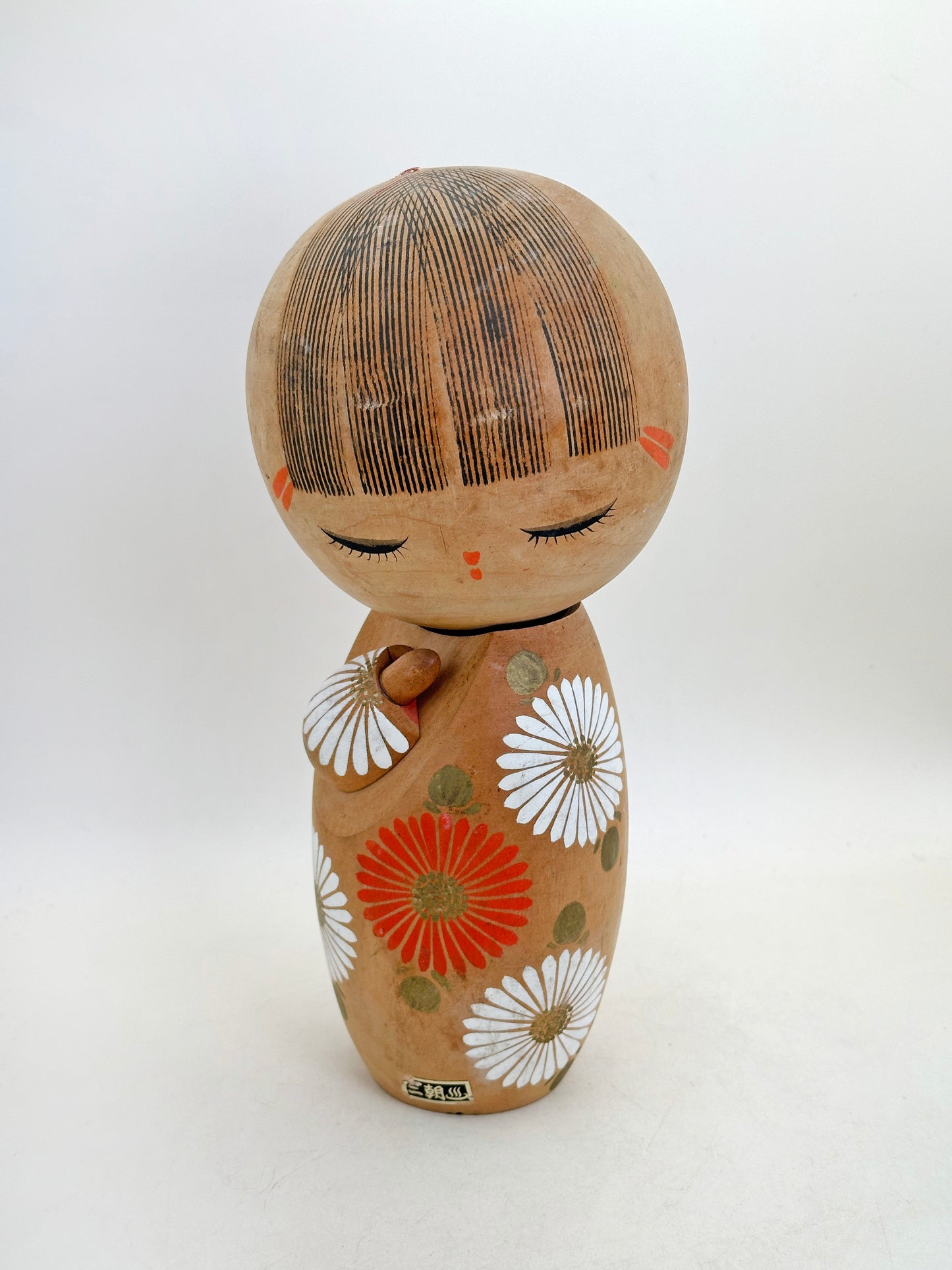 K25189 - Sosaku Kokeshi by Aoki Ryoka 青木蓼華