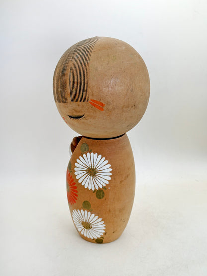 K25189 - Sosaku Kokeshi by Aoki Ryoka 青木蓼華