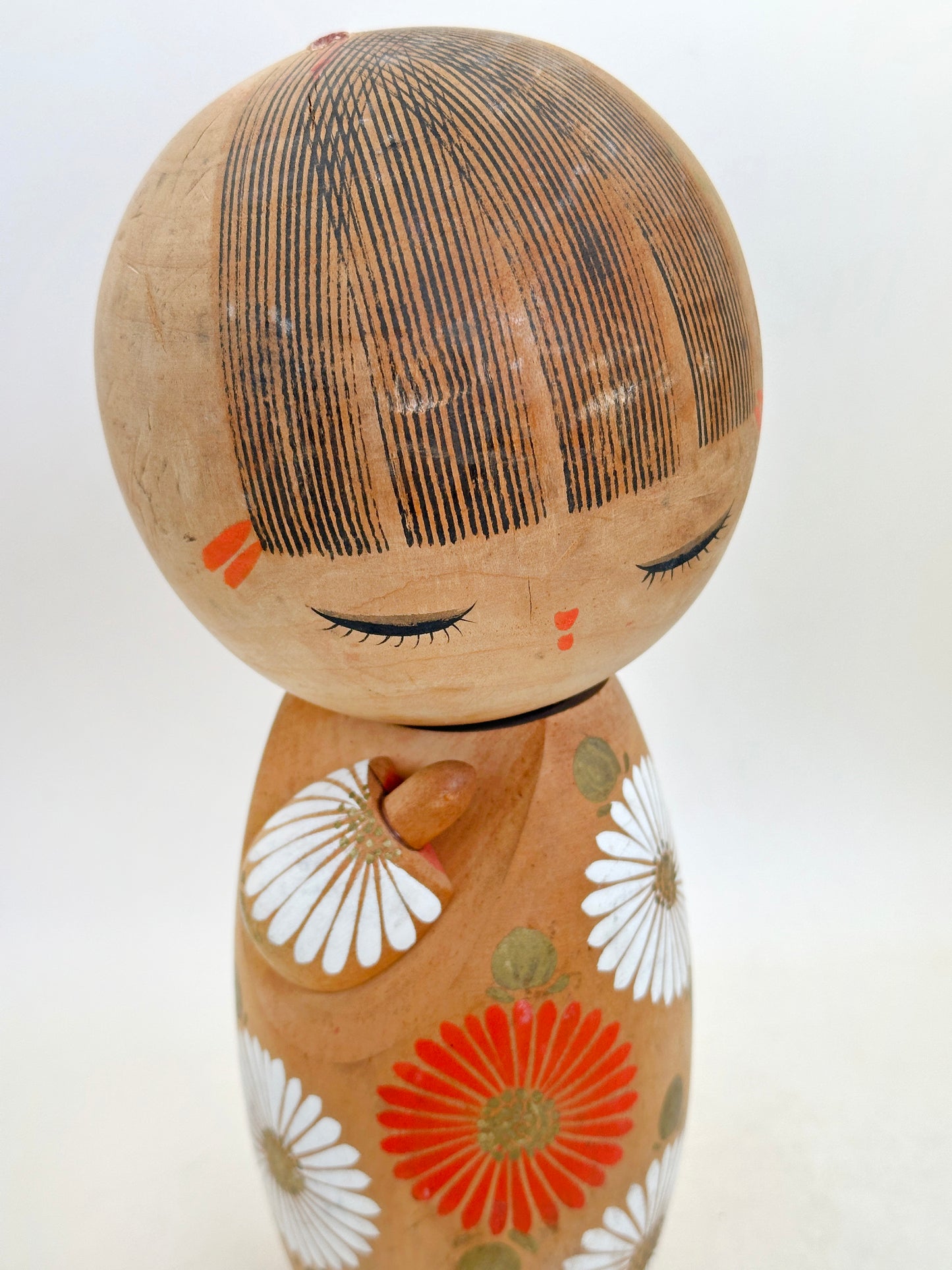 K25189 - Sosaku Kokeshi by Aoki Ryoka 青木蓼華