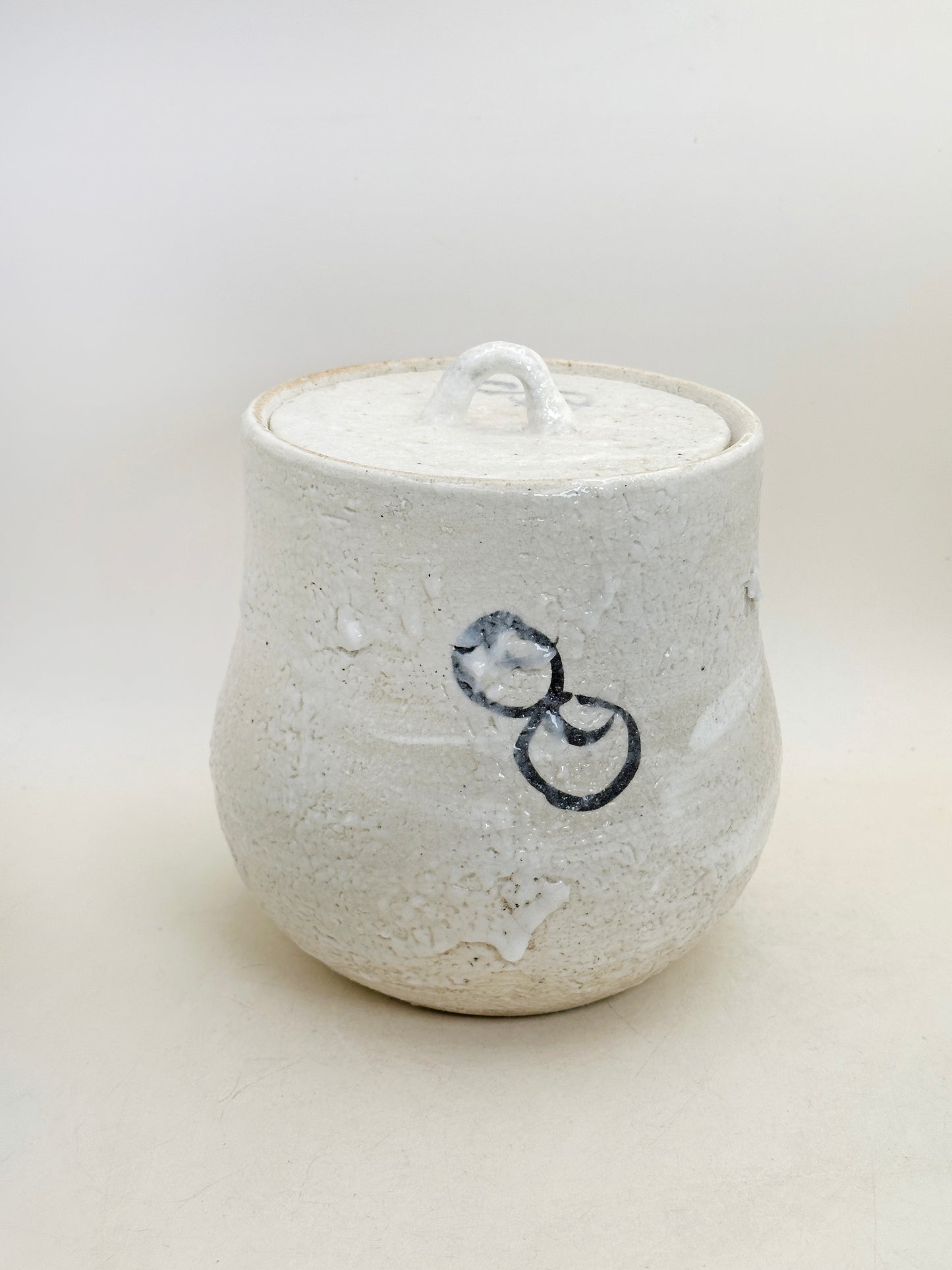TB312 -  Karatsu-yaki water jar mizusashi 唐津焼