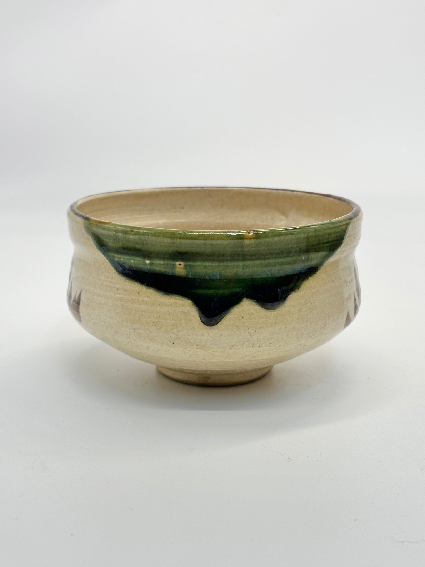 TC74 - Tazón Chawan para Matcha de Oribe-yaki 織部焼