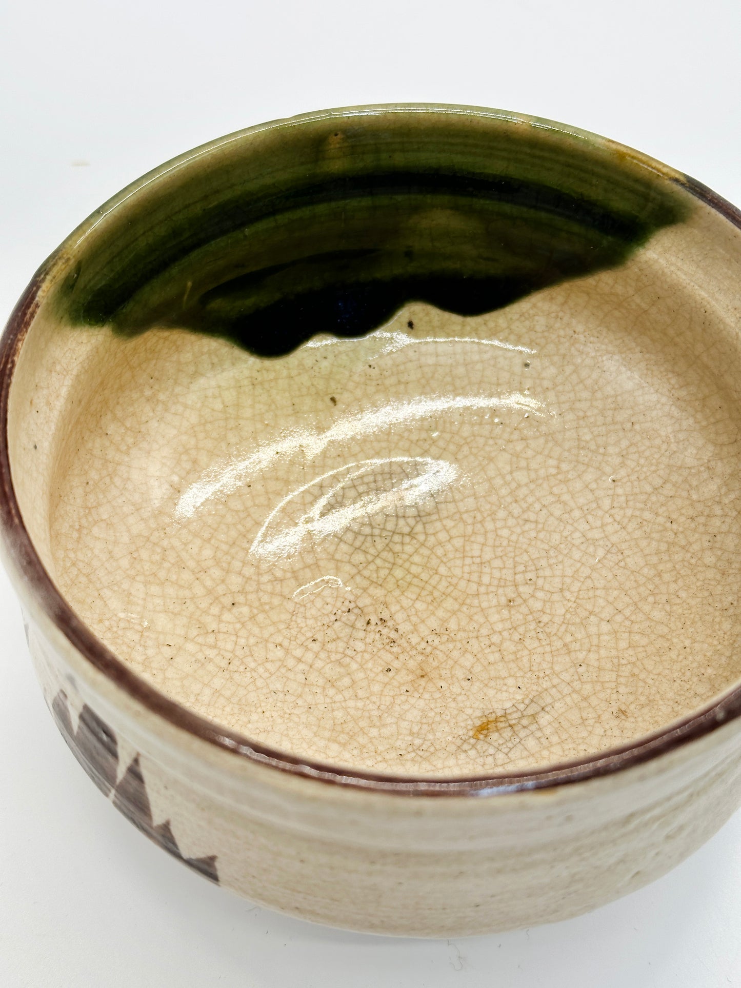 TC74 - Tazón Chawan para Matcha de Oribe-yaki 織部焼