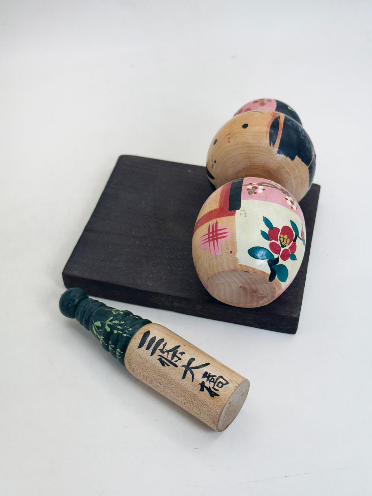 K10274 - Omiyage Kokeshi from Sanjō Ōhashi 三条大橋
