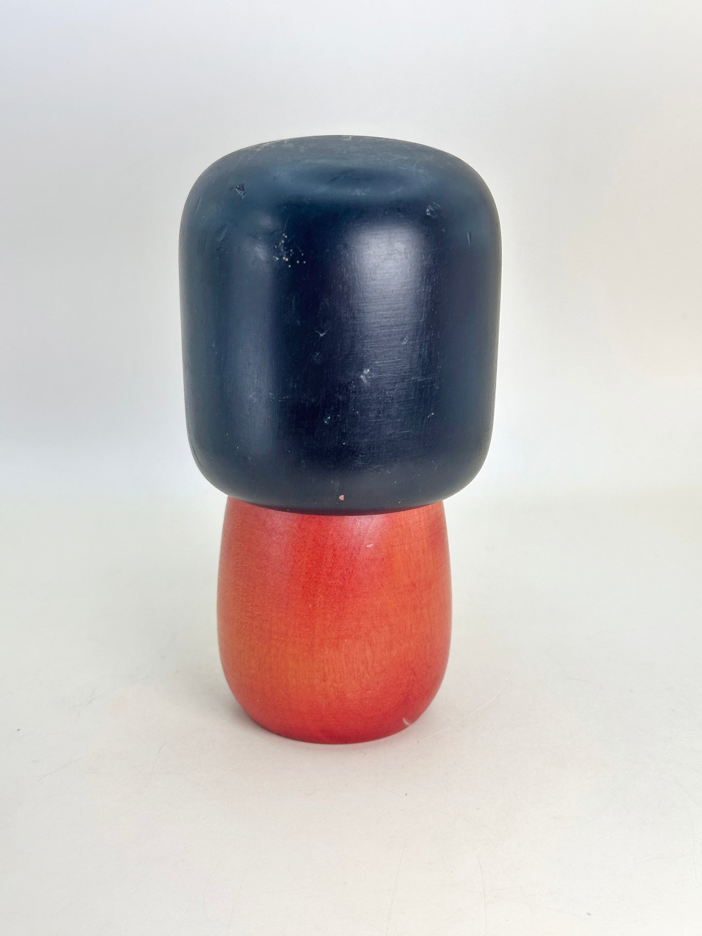 K15122 - Sosaku kokeshi by Sōgen 草玄