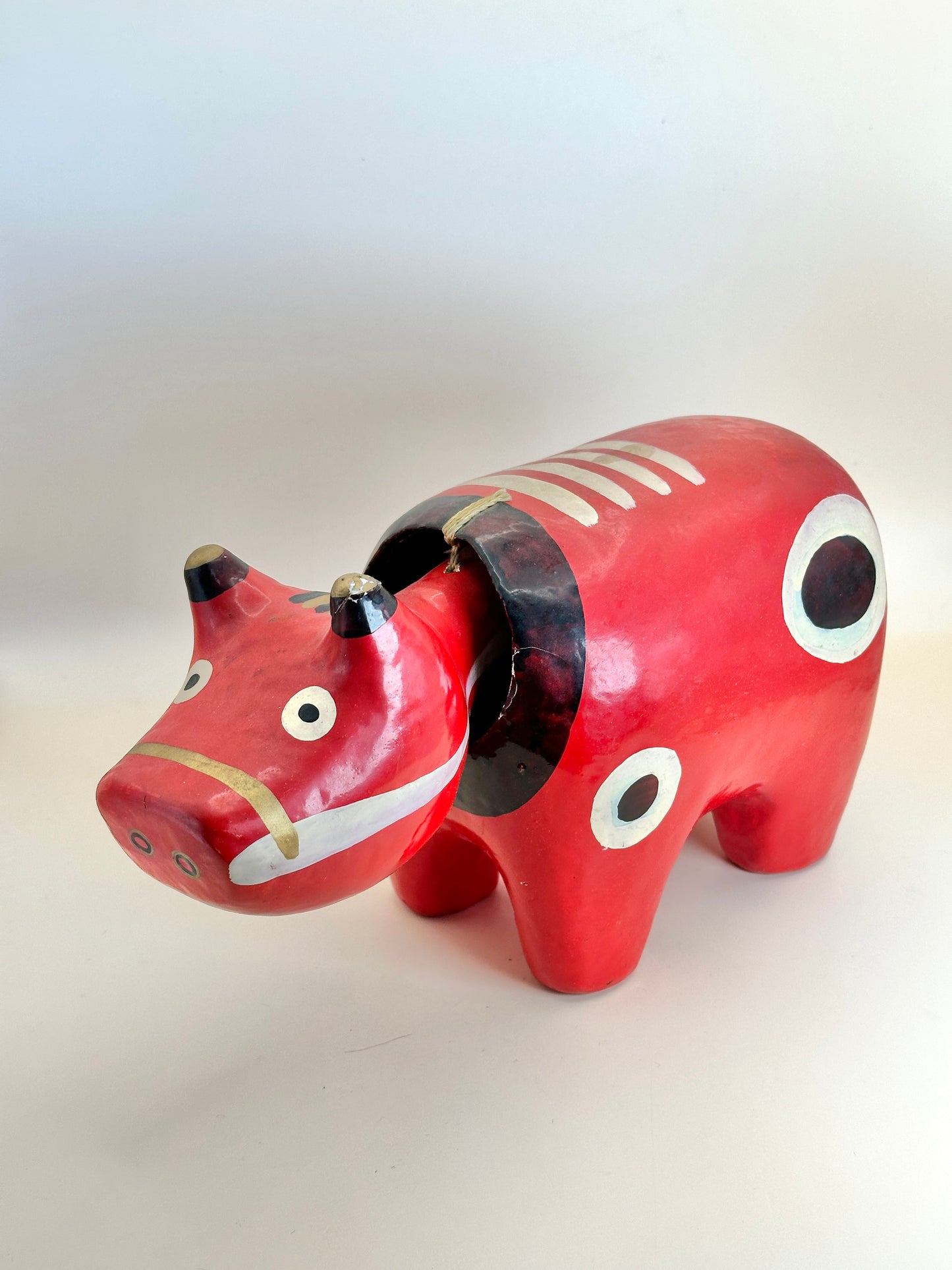 FT232 - Hariko Akabeko – Red Cow Paper Mache 赤べこ