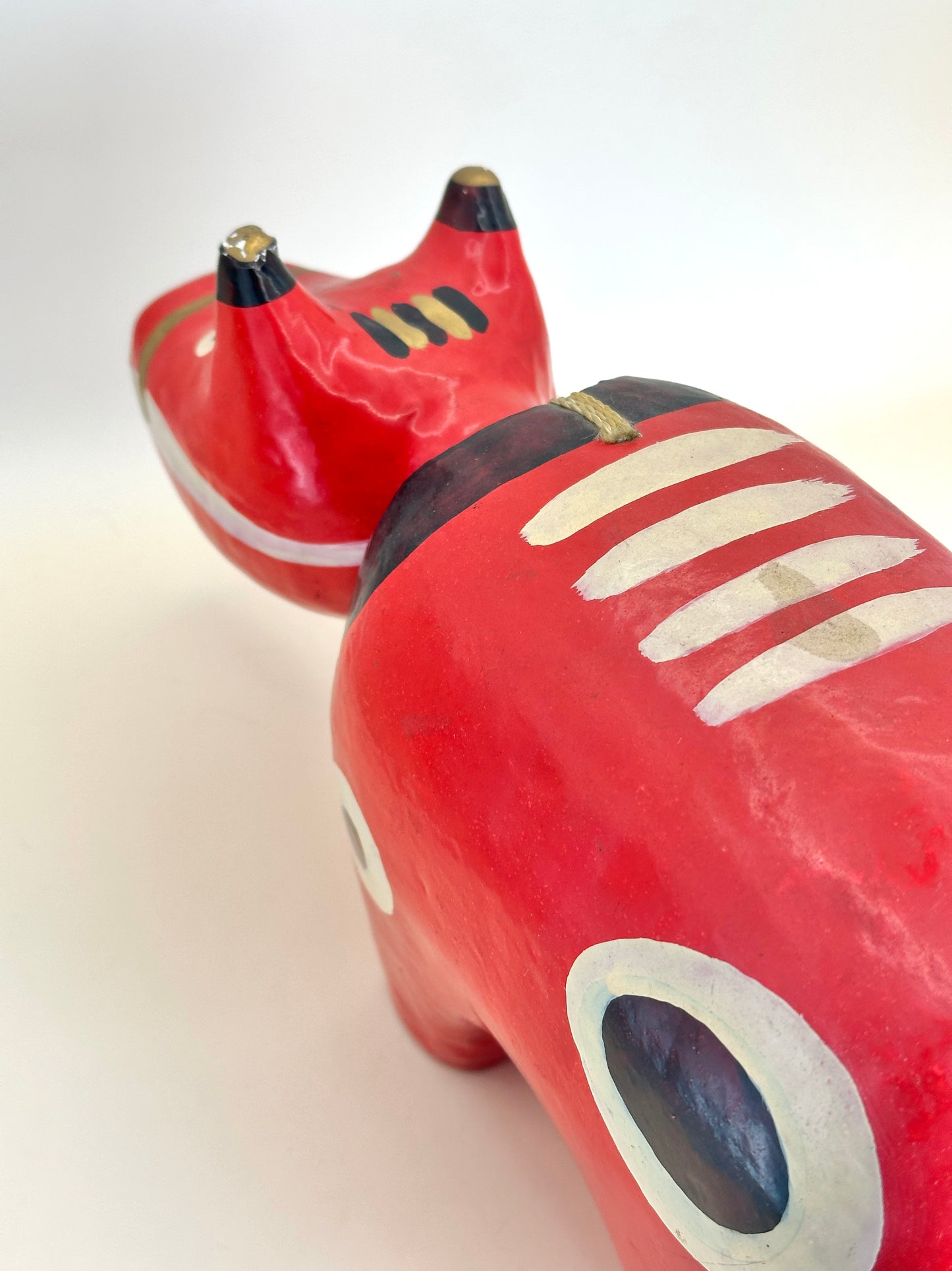 FT232 - Hariko Akabeko – Red Cow Paper Mache 赤べこ