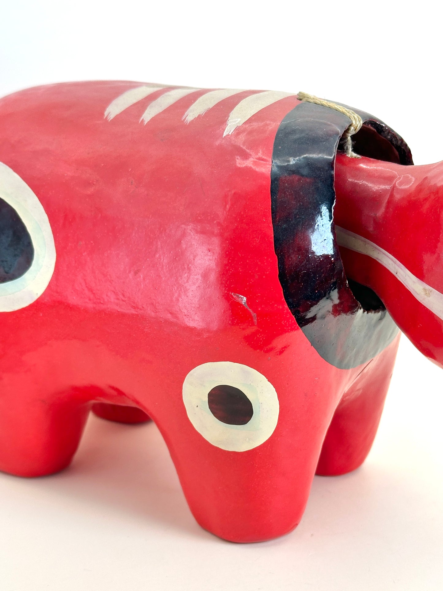 FT232 - Hariko Akabeko – Red Cow Paper Mache 赤べこ