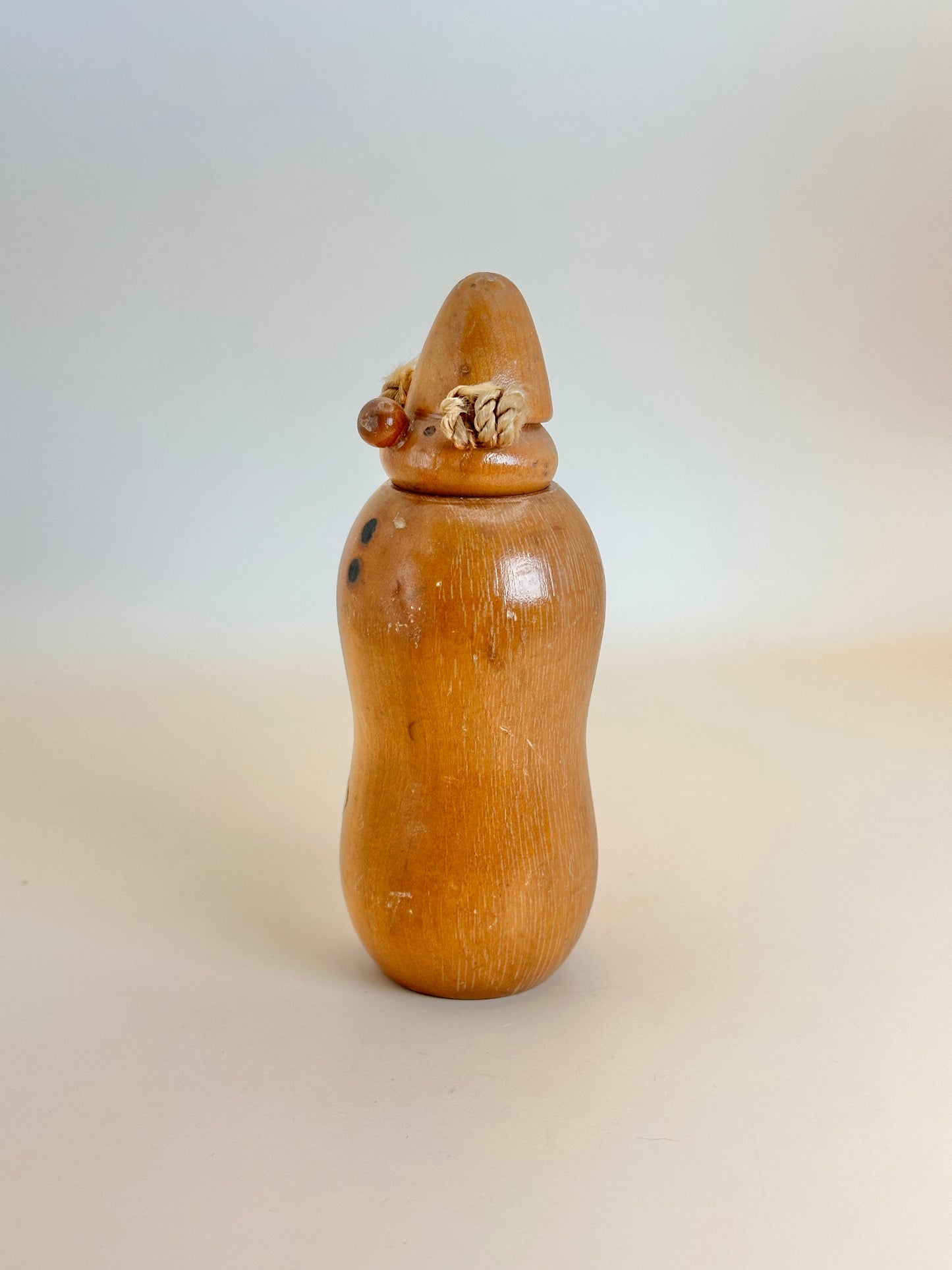 TB53 - Kokeshi Toothpick Holder 趣味のようじ入れ