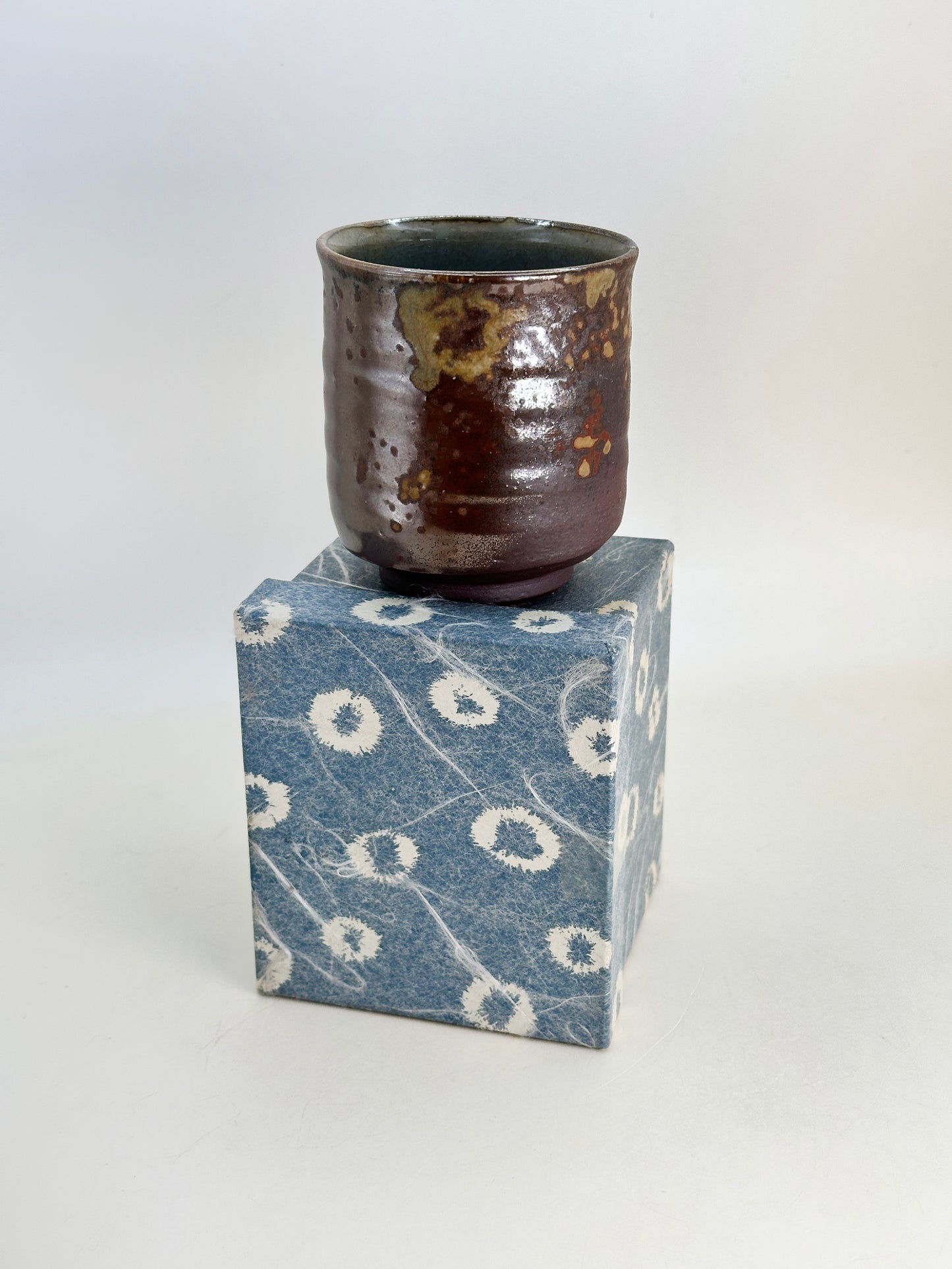 TB207 - Yunomi Tea cup of Shōdai-yaki 小岱焼