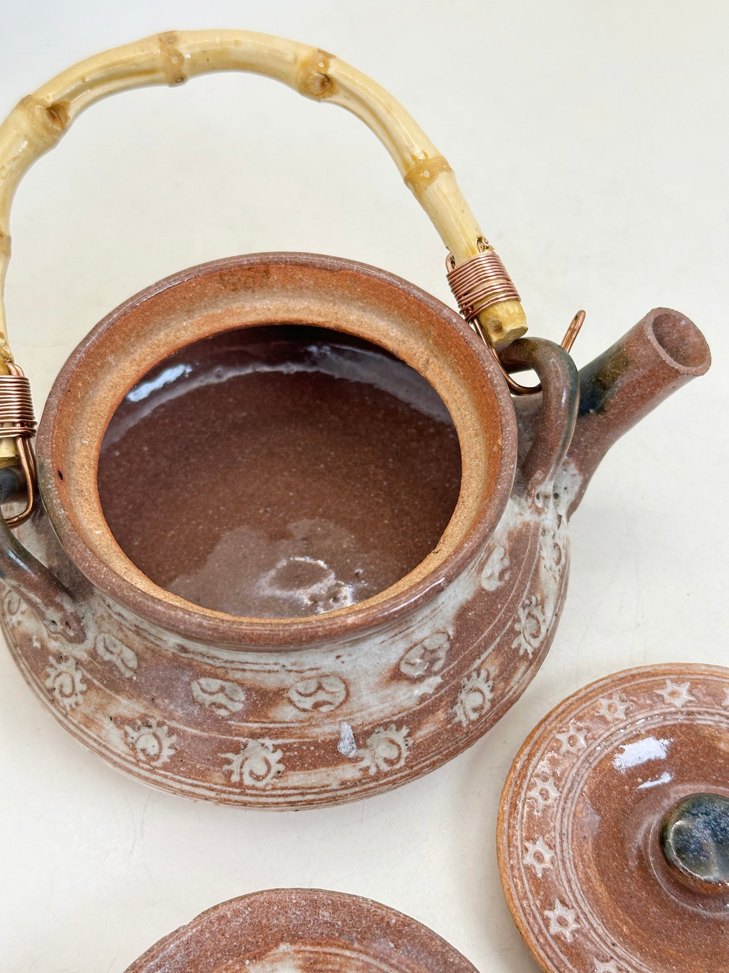 TB318 - Mishima Marugata Dobin-mushi Teapot 土瓶蒸し