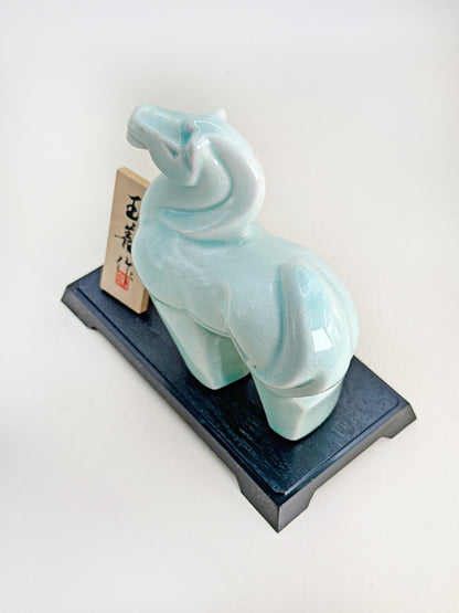 FT348 - Yakushigama Horse Figurine by Tamayoshi 玉善