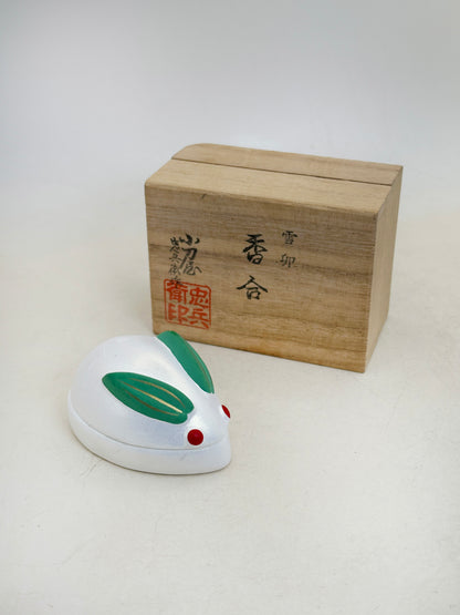 TB316 - Kotoya Chūbei rabbit kogo box 小刀屋忠兵衛