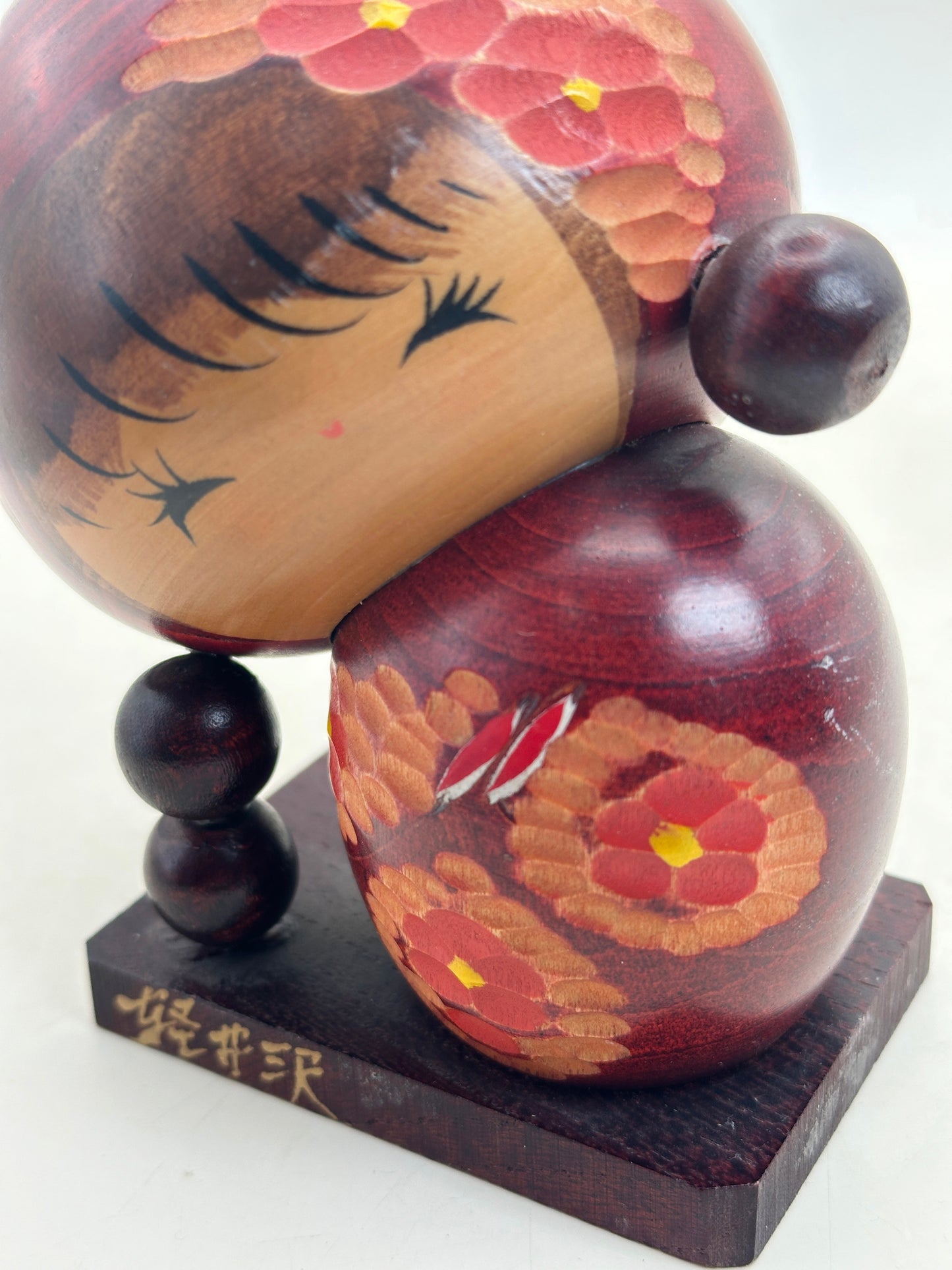 K10239 - Sosaku Kokeshi by Tamura Chie 田村千栄
