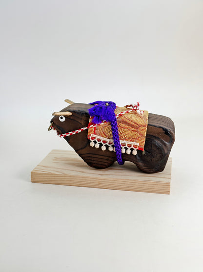 FT354 - Cow Folk Crafts of Tajima-gyu 但馬牛