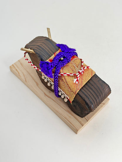 FT354 - Cow Folk Crafts of Tajima-gyu 但馬牛