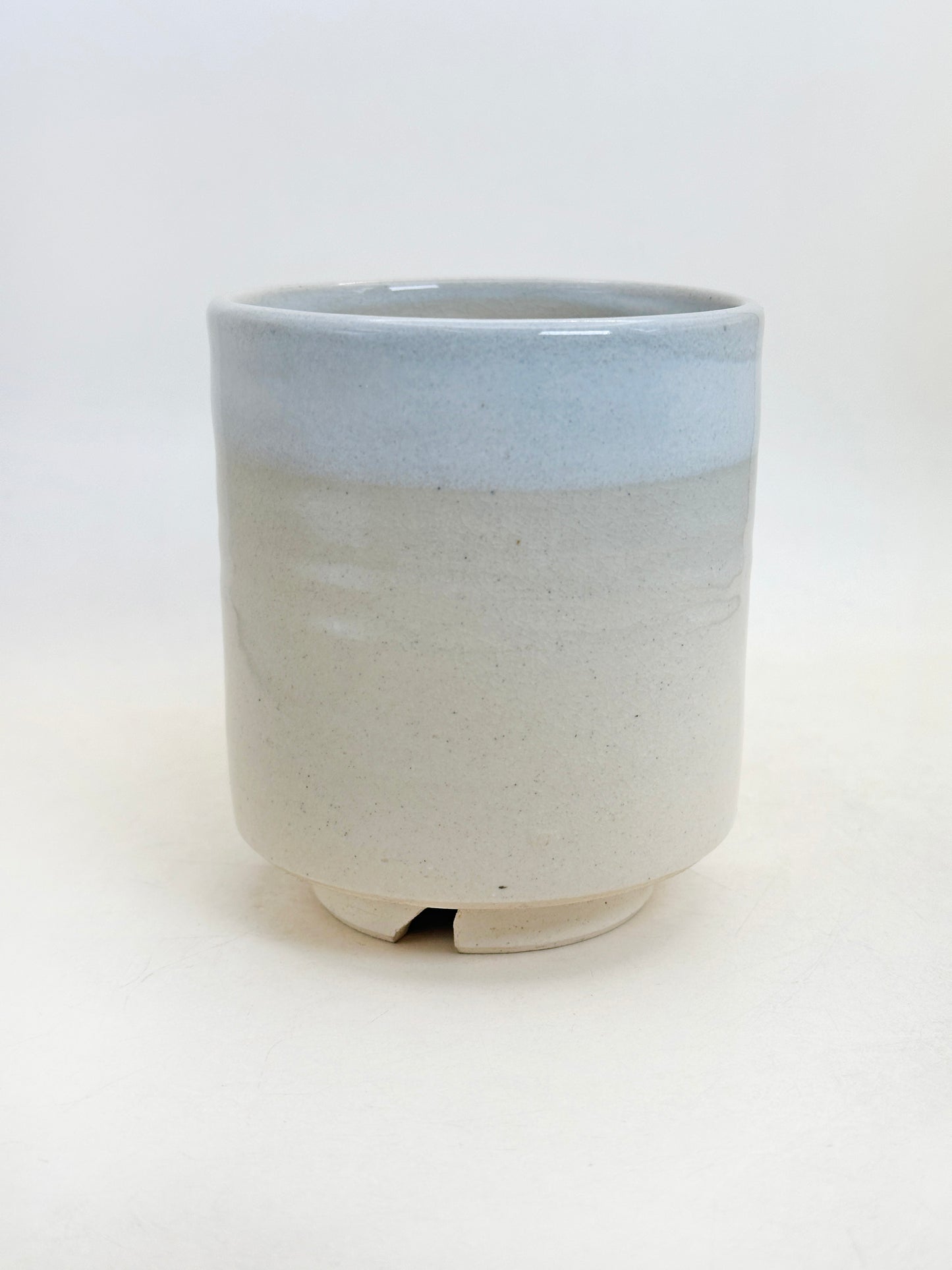 TB323 - Hagi-yaki yunomi / tea cup by Shōgetsu-gama 松月窯