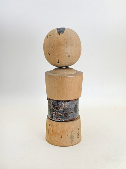 K15129 - Muñeca Kokeshi Omiyage de Nikkō 日光