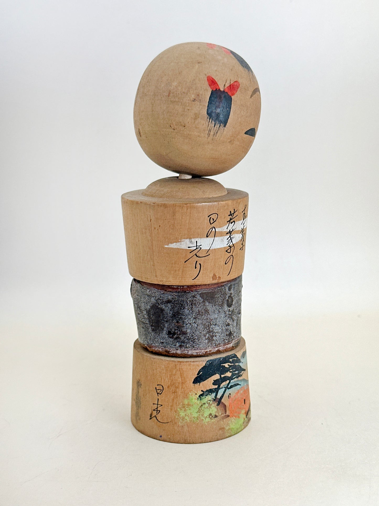 K15129 - Muñeca Kokeshi Omiyage de Nikkō 日光