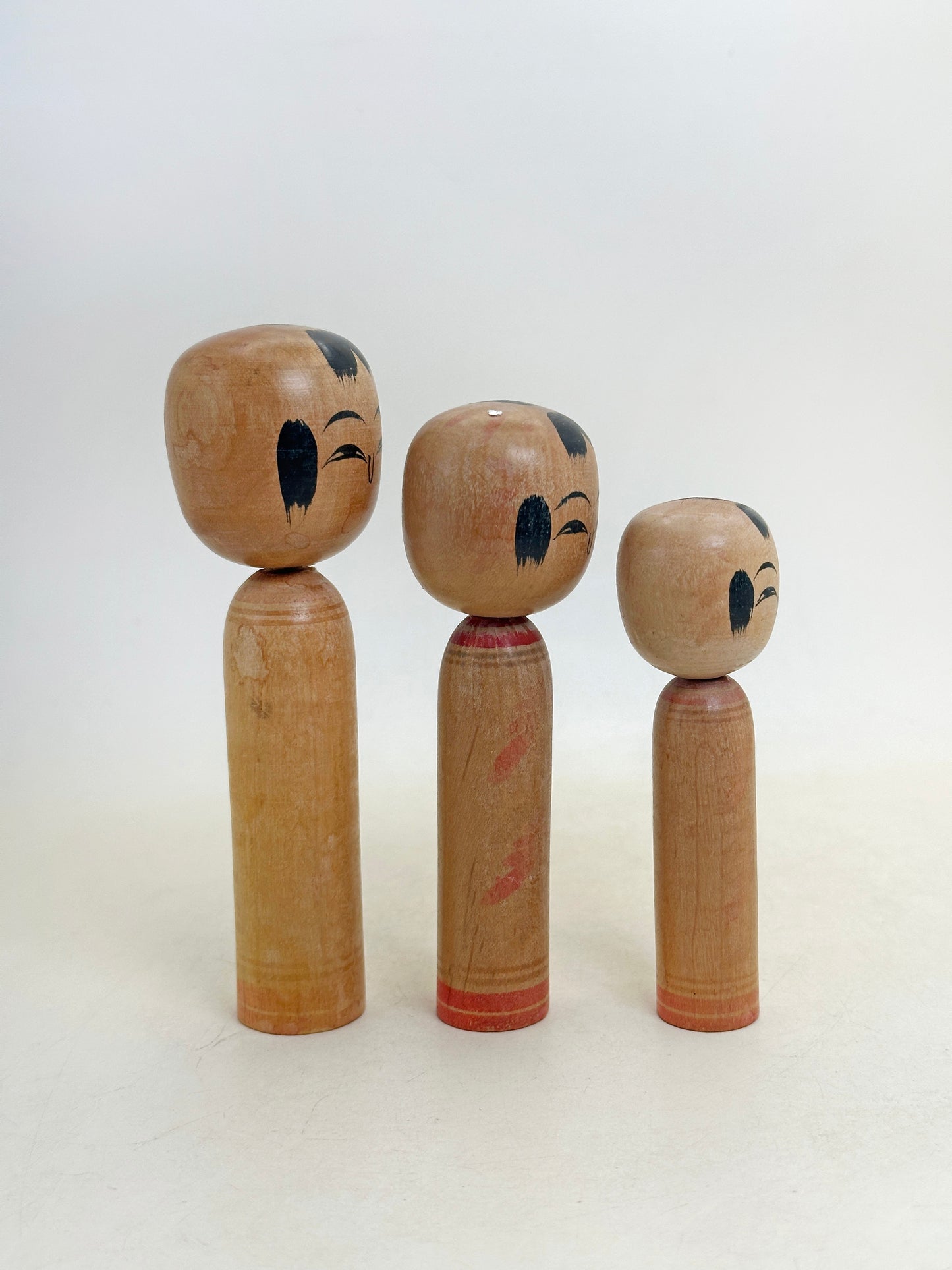 K10240 - Zao kokeshi by Yasumitsu Omiya 大宮安光