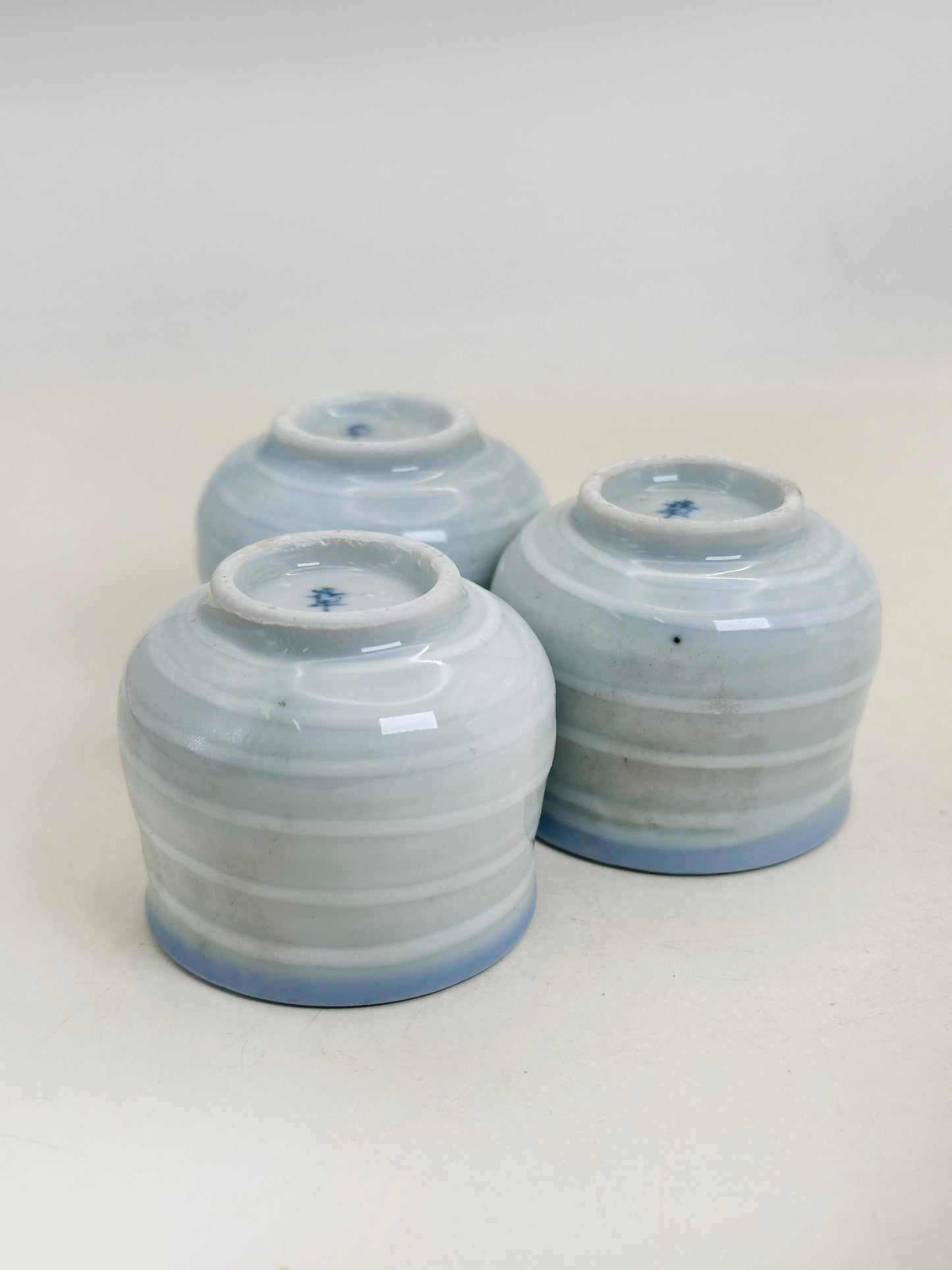 TB322 -  Kutani-yaki guinomi cup set 九谷焼